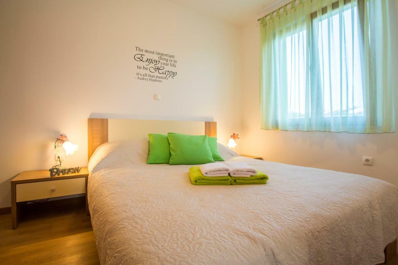 Apartman Irena 普拉 外观 照片